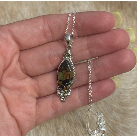 Native American SW Sterling Silver Blackjack Turquoise Pendant Necklace - Picture 1 of 8